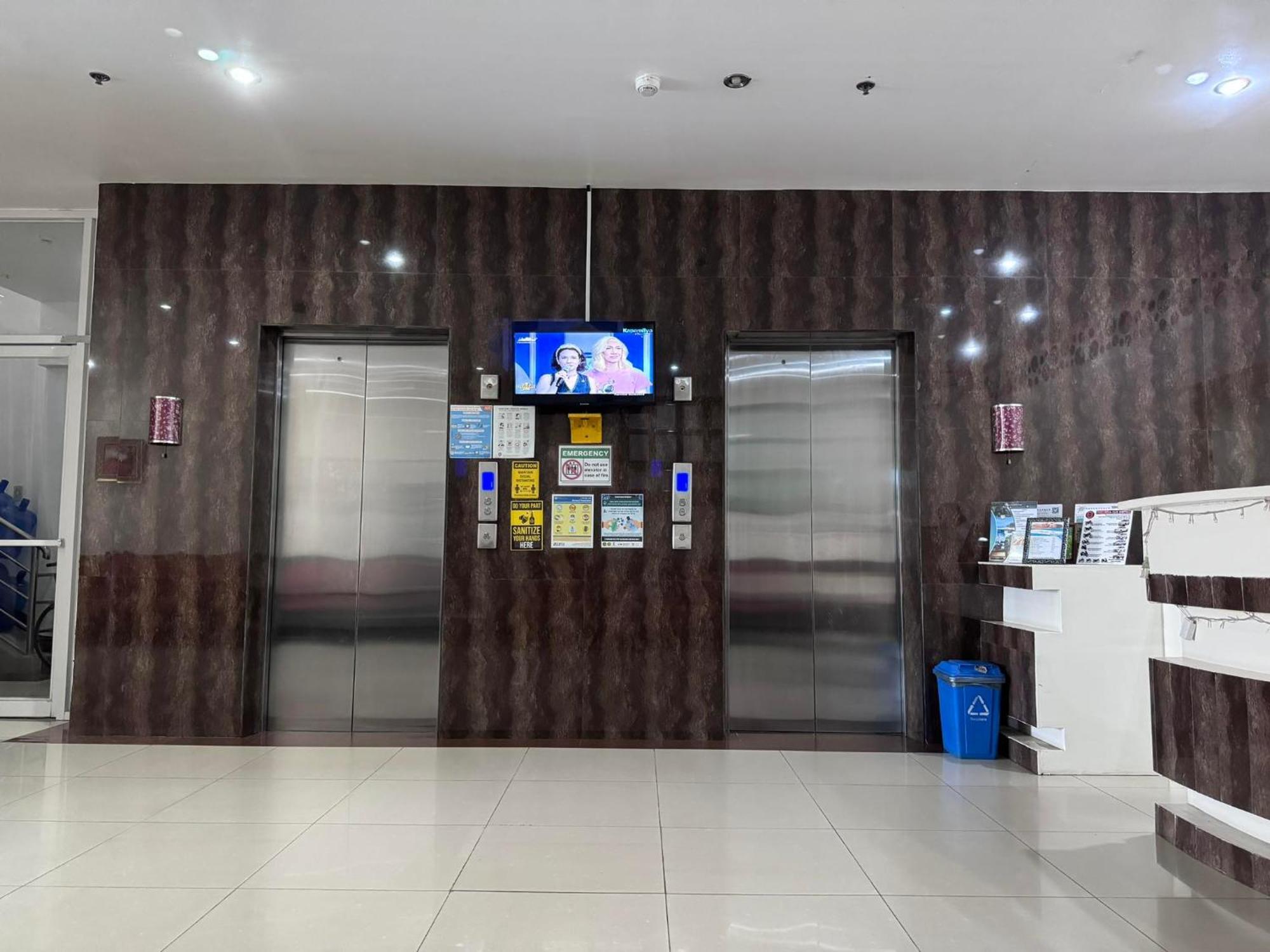 Jeamco Royal Hotel-Palawan Пуэрто-Принцеса Экстерьер фото